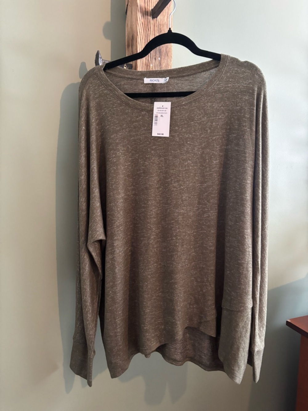 NWT Ricki's Olive Heather Long Sleeve Top size XL